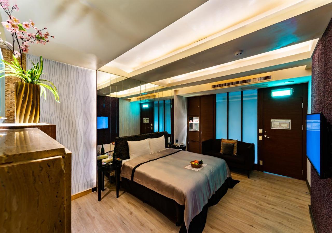 Liti Motel Taichung Exterior photo